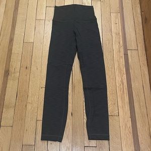Lululemon Wunder Train Tight 25”